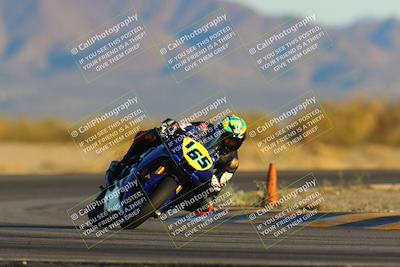 media/Jan-21-2023-CVMA (Sat) [[b9eef8ba1f]]/Race 12 Amateur Supersport Open/